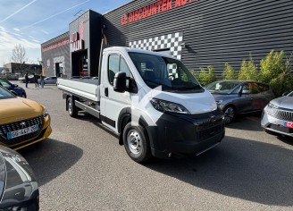 Photo du véhicule PEUGEOT BOXER PLATEAU RIDELLES SIMPLE CABINE
