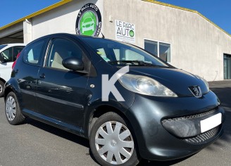 Photo du véhicule PEUGEOT 107