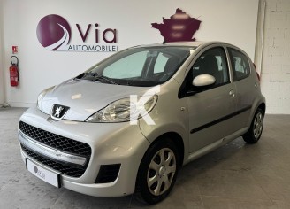 Photo du véhicule PEUGEOT 107
