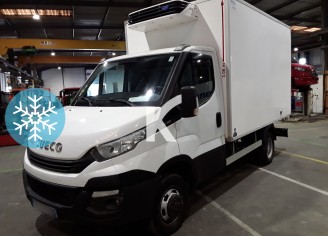 Photo du véhicule IVECO DAILY CHASSIS CABINE