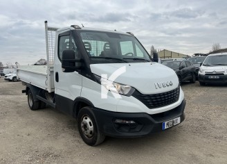 Photo du véhicule IVECO DAILY CHASSIS CABINE