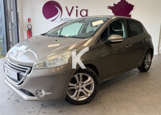 Photo du véhicule PEUGEOT 208