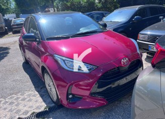 Photo du véhicule TOYOTA YARIS HYBRIDE