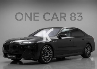 Photo du véhicule BMW SERIE 7 G70