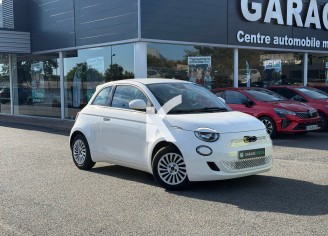 Photo du véhicule FIAT 500e BERLINE