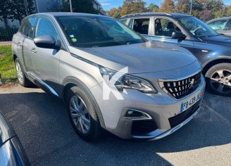Photo du véhicule PEUGEOT 3008 BUSINESS