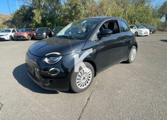 Photo du véhicule FIAT 500e BERLINE