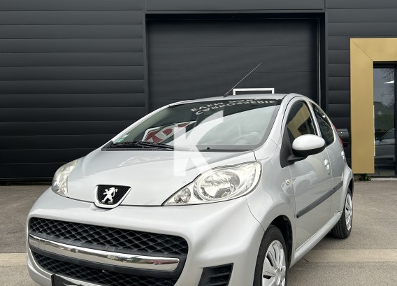 PEUGEOT 107PEUGEOT 107 : image 1