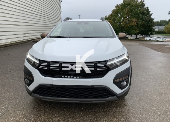 DACIA SANDERODACIA SANDERO : image 1