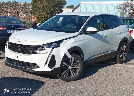 PEUGEOT 3008PEUGEOT 3008 : image 1