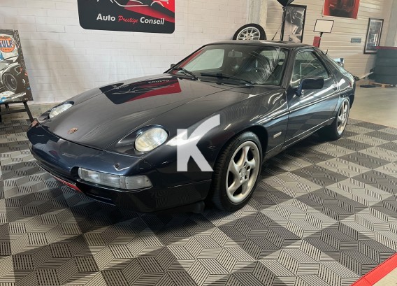 PORSCHE 928PORSCHE 928 : image 1