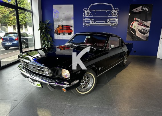 FORD MUSTANG FASTBACKFORD MUSTANG FASTBACK : image 1