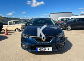 Photo du véhicule RENAULT MEGANE IV BERLINE