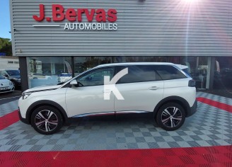 Photo du véhicule PEUGEOT 5008 BUSINESS