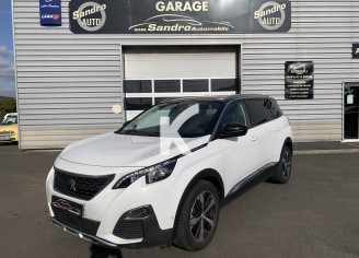 Photo du véhicule PEUGEOT 5008