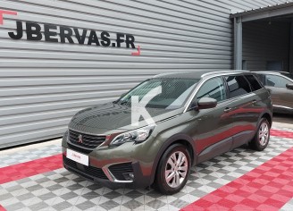 Photo du véhicule PEUGEOT 5008