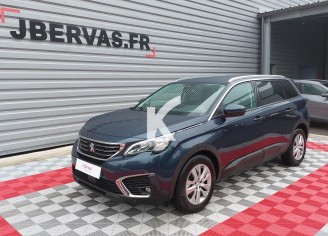 Photo du véhicule PEUGEOT 5008