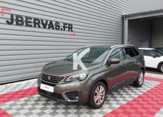 Photo du véhicule PEUGEOT 5008