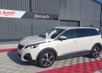 Photo du véhicule PEUGEOT 5008