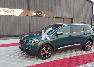 Photo du véhicule PEUGEOT 5008