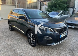 Photo du véhicule PEUGEOT 5008