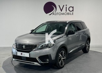 Photo du véhicule PEUGEOT 5008