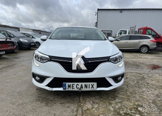 Photo du véhicule RENAULT MEGANE IV BERLINE