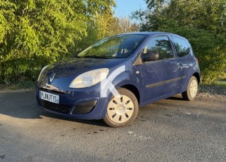 Photo du véhicule RENAULT TWINGO II
