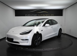 Photo du véhicule TESLA MODEL 3