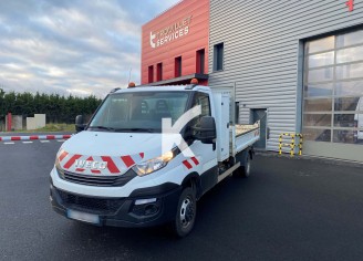 Photo du véhicule IVECO DAILY CHASSIS CABINE