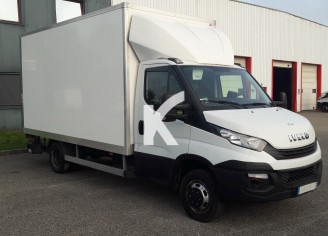 Photo du véhicule IVECO DAILY CHASSIS CABINE