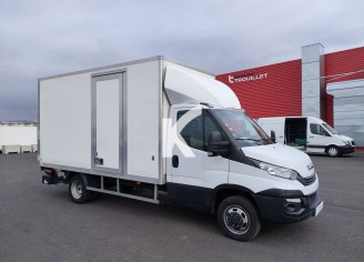 Photo du véhicule IVECO DAILY CHASSIS CABINE