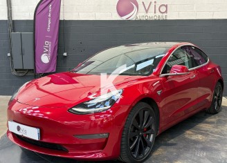 Photo du véhicule TESLA MODEL 3