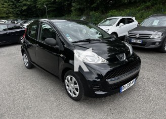 Photo du véhicule PEUGEOT 107