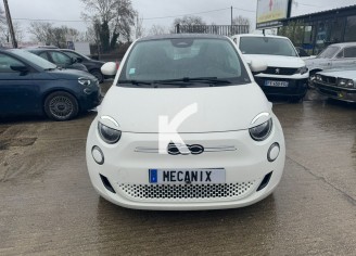 Photo du véhicule FIAT 500e BERLINE