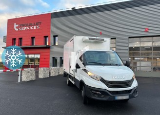 Photo du véhicule IVECO DAILY CHASSIS CABINE