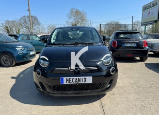 Photo du véhicule FIAT 500e BERLINE
