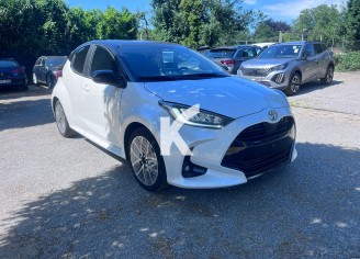 Photo du véhicule TOYOTA YARIS HYBRIDE
