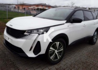 Photo du véhicule PEUGEOT 5008