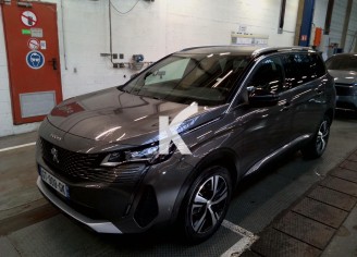 Photo du véhicule PEUGEOT 5008