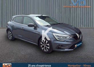 Photo du véhicule RENAULT MEGANE IV BERLINE