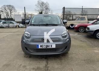 Photo du véhicule FIAT 500e BERLINE