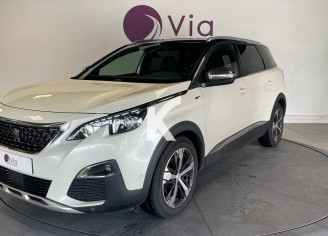 Photo du véhicule PEUGEOT 5008