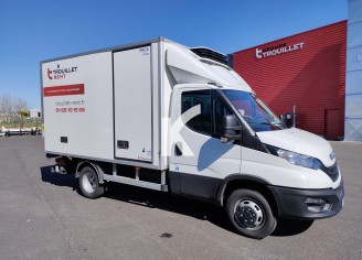 Photo du véhicule IVECO DAILY CHASSIS CABINE