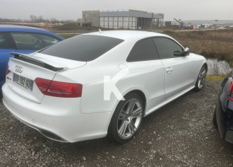 Photo du véhicule AUDI RS5