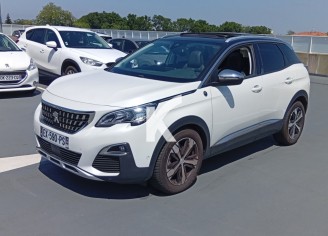 Photo du véhicule PEUGEOT 3008