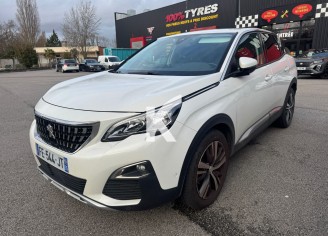Photo du véhicule PEUGEOT 3008