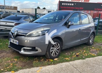 Photo du véhicule RENAULT SCENIC III