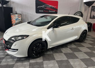 Photo du véhicule RENAULT MEGANE III COUPE