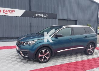 Photo du véhicule PEUGEOT 5008